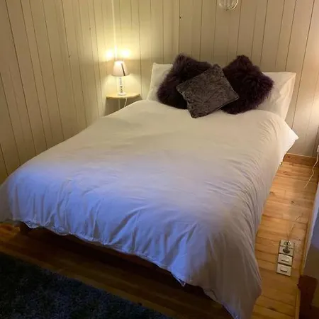 2-bedroom - Mont Blanc Views, Near Flagere Lift Chamonix Mont Blanc